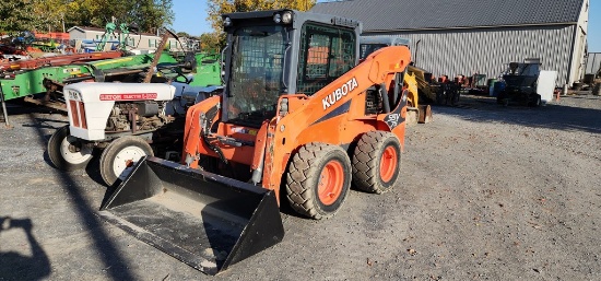 2016 Kubota SSV75 Skidloader (RUNS AND DRIVES)