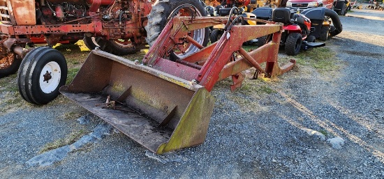 Farmall Loader