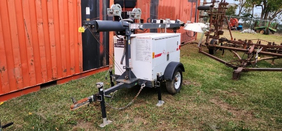 2014 Magnum Light Tower (RUNS AND WORKS)