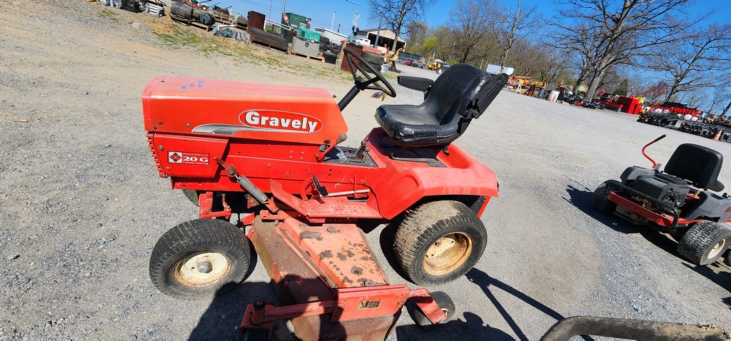 Gravely 20G Riding Mower (RUNS) Proxibid