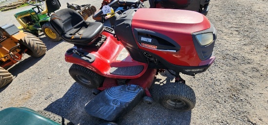 Craftsman YT3000 Riding Mower (RUNS)