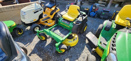 John Deere Z225 Zero Turn Mower (RUNS)(DEALER TRADE IN)