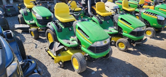 John Deere 190C Riding Mower (RUNS)(DEALER TRADE IN)