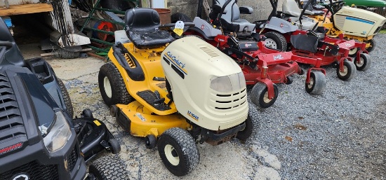 2005 Cub Cadet LT1042 Riding Mower (RUNS)(DEALER TRADE IN)
