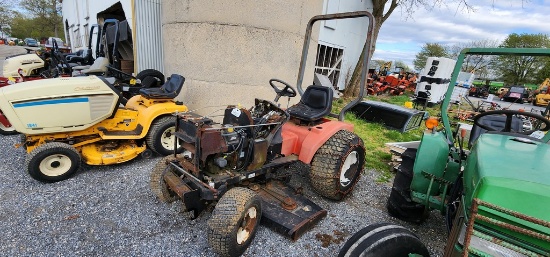 Snapper Compact Tractor (AS IS)