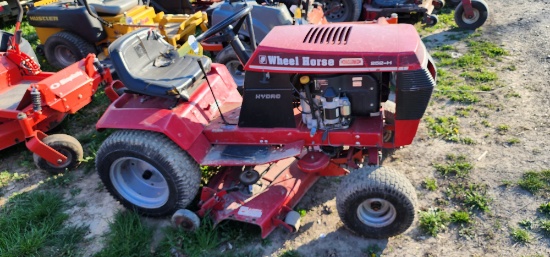 Wheel Horse 252-H Riding Mower (RUNS)