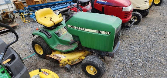 John Deere 160 Riding Mower (RUNS)