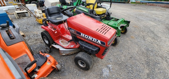 Honda HT3813 Riding Mower (RUNS)