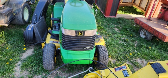 John Deere 335 Riding Mower w/MC519 Bagger & Front Snowblower (RUNS)