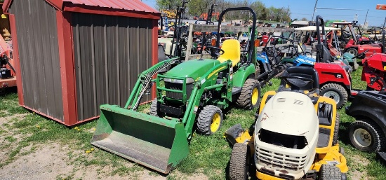 2007 John Deere 2305 Tractor w/200 CX Loader & 260 Backhoe (RUNS)