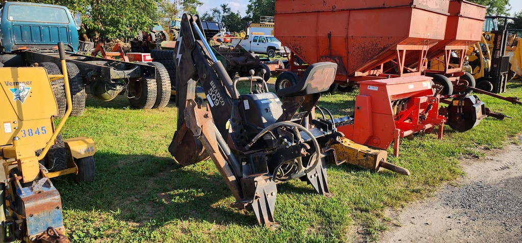 Bradco 609 Backhoe Attachment For Skid Steer Loaders, 12 Bucket, Outriggers