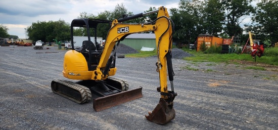 2011 JCB 8035 ZTS Mini Excavator (RUNS)