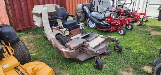 Grasshopper 618 Front Cut Mower w/Vac System (RUNS)(DEALER TRADE IN)