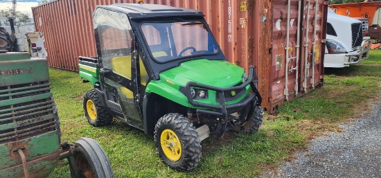 John Deere XUV550 Gator (RUNS)
