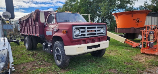 Chevy GMC 6500 Grain Truck (RUNS)(TITLE)