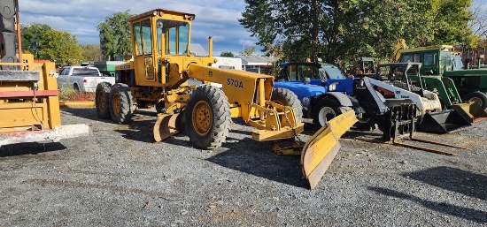 John Deere 570 A Road Grader (RUNS)