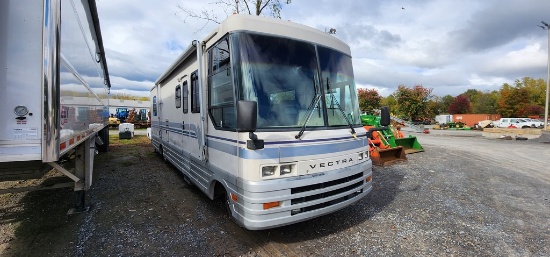 1994 Winnebago Vectra Driveable Camper (RUNS)(TITLE) (AS IS)