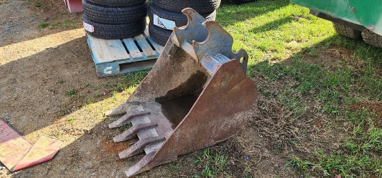 Kubota 24' Excavator Bucket