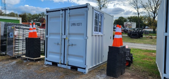 New 8' Container
