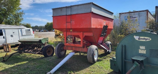 Ficklin 231 Gravity Wagon