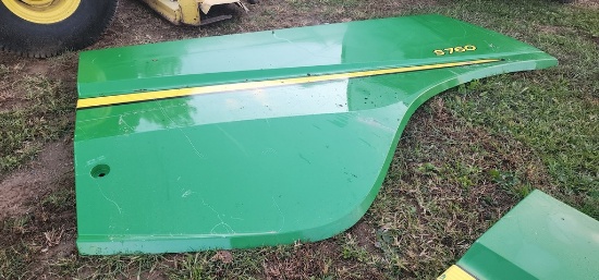 John Deere S760 Combine Shield