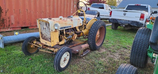 Cub lo-Boy Tractor W/Belly Mower (RUNS)