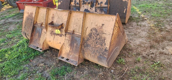 79" Case Skidloader Bucket
