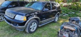 2004 Ford Explorer (RUNS)(TITLE)