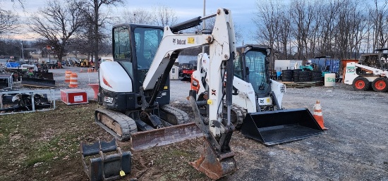 2017 Bobcat E32I Mini Excavator (RIDE AND DRIVE)