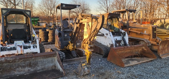 2011 John Deere 17D Mini Excavator (RIDE AND DRIVE)