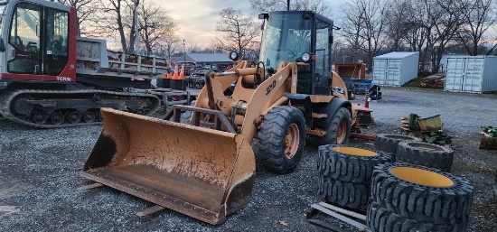 2003 Case 321D Wheel Loader (RIDE AND DRIVE)