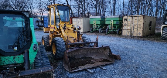 1987 John Deere 84 Wheel Loader (RUNS)