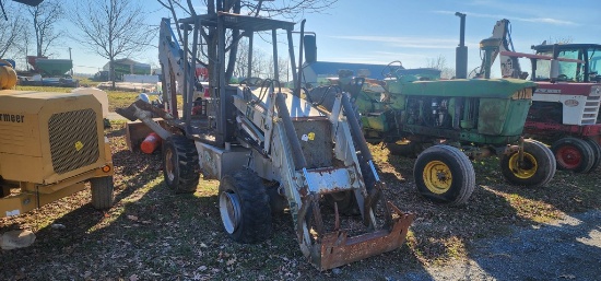 2000 Earthforce EF4 Backhoe (AS IS/SALVAGE)