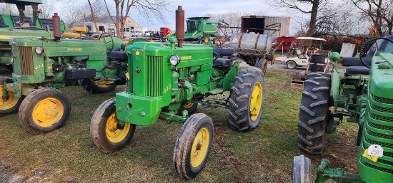 1956 John Deere 420-S Tractor (RUNS)