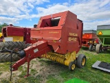 New Holland 648 Round Baler