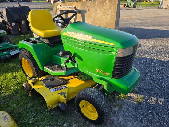 John Deere GX345 Riding Mower (RUNS)