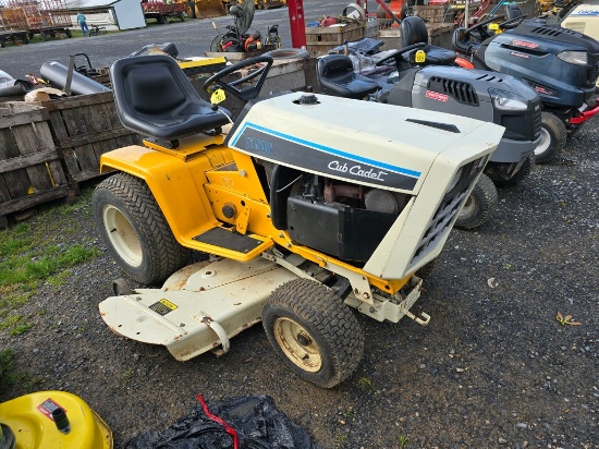 Cub Cadet 782 Riding Mower (RUNS)