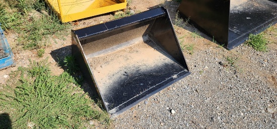 New Kivel 36" Skidloader Bucket