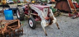 International 404 Tractor W/Loader (RUNS)