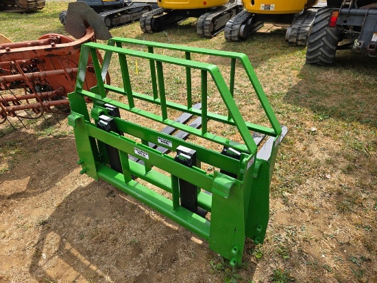 New Kivel John Deere 3500 lb. Pallet Forks