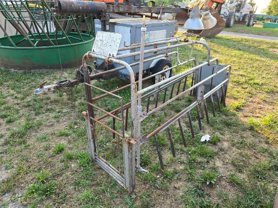 Hog Farrowing Crate