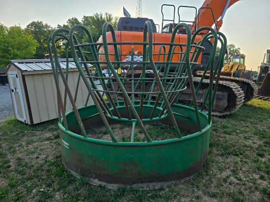 J&L Round Bale Feeder