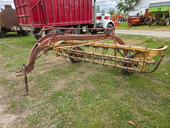 New Holland 56 Rake