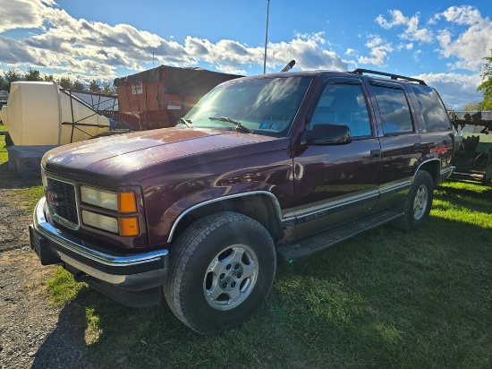 1999 GMC 1500 Yukon (RUNS)(TITLE)