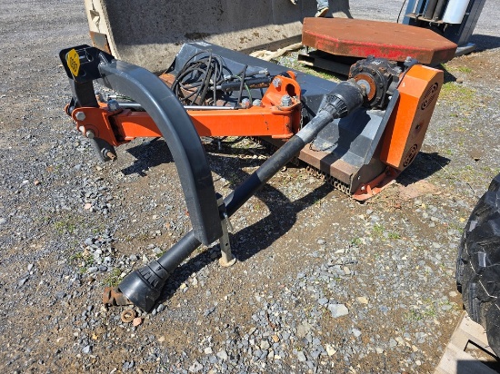 Titan 165 3pt. Offset Flail Mower