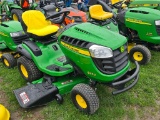 John Deere S240 Riding Mower (Runs)(Dealer Trade In)