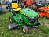 John Deere S140 Riding Mower (Runs)(dealer Trade In)