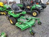 John Deere F680 Zero Turn Mower (Runs)