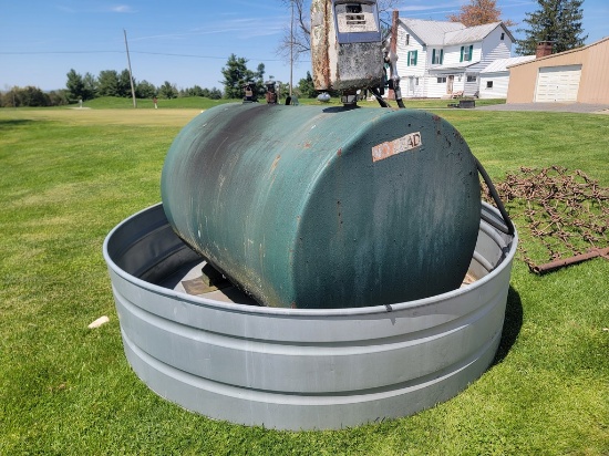 500 Gallon Fuel Tank w/pump