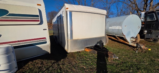2013 United Trailer 2 Axle 20' Box Trailer (TITLE)